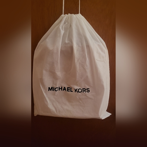 Michael Kors BLUSH Laptop Tote Work Bag NEW IN DUST COVER - Picture 3 of 5